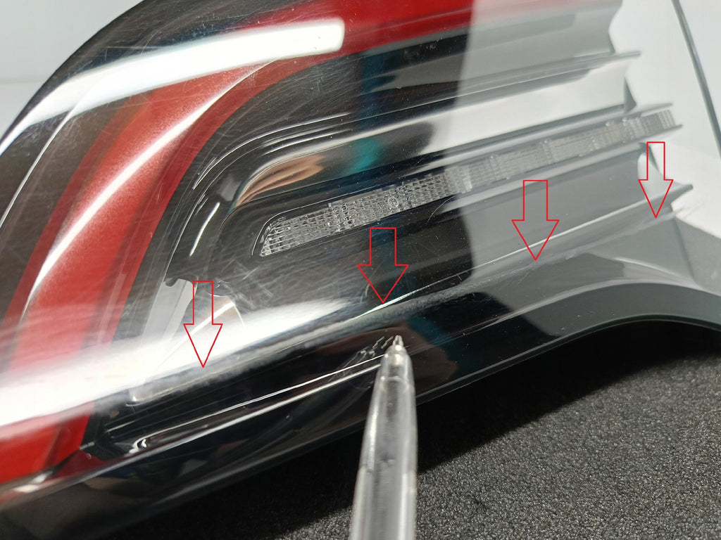TESLA 3 M3 LIFT Y 20- HECKKLAPPENLEUCHTE RECHTS HINTEN LED OE 1502089-00-B