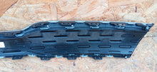 Laden Sie das Bild in den Galerie-Viewer, KIA PICANTO III 17- KÜHLERGRILL STOSSFÄNGER VORNE 86351-G6000