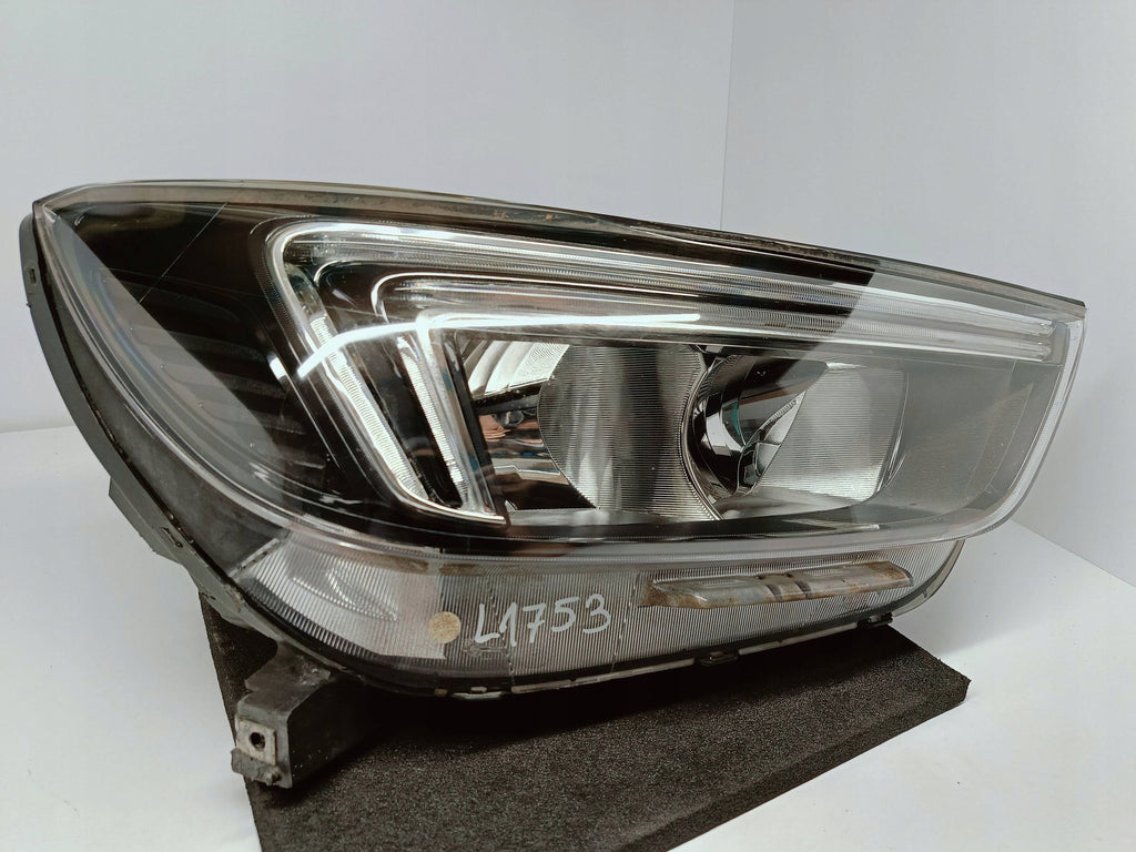 Opel Mokka X 16- LAMPA PRAWA PRZÓD PRZEDNIA ZWYKŁA H7+LED 42589989