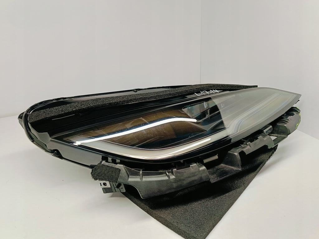 TESLA MODEL 3 LIFT HIGHLAND 24- RECHTER SCHEINWERFER VORNE FULL LED EU 1760889-00-E