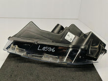 Laden Sie das Bild in den Galerie-Viewer, TESLA MODEL 3 M3 17- HALOGEN DRL LINKS NEBELSCHEINWERFER LED 1077395-00-D