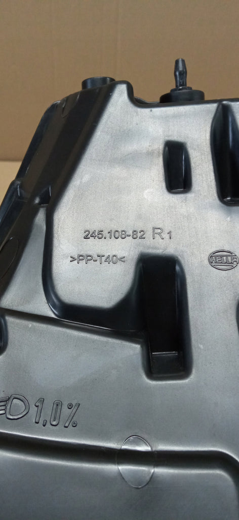 TESLA MODEL 3 Y LIFT 20- LAMPA PRZÓD PRAWA FULL LED EU ŁADNA 151495300D