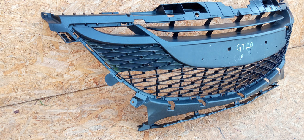 MAZDA 3 BL 09- ATRAPA KRATKA GRILL ZDERZAKA PRZEDNIEGO BCW8-501T1
