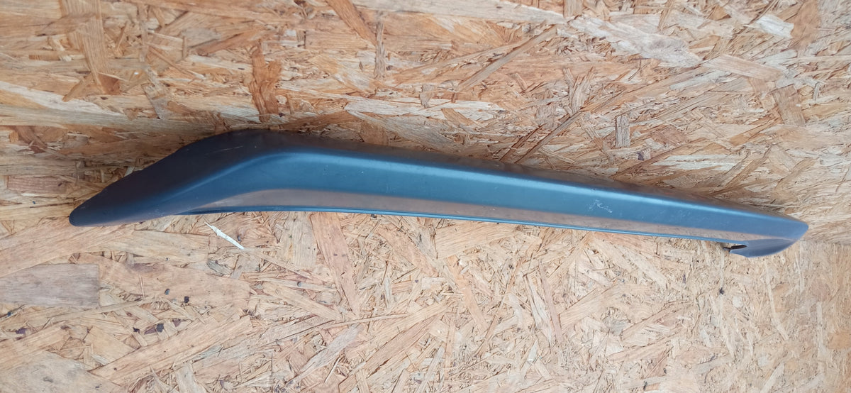 Ford Focus MK3 ST Lift 14- Dokładka Listwa Zderzaka Przód F1EJ-17F017-A1 — zdjęcie 4 z 7