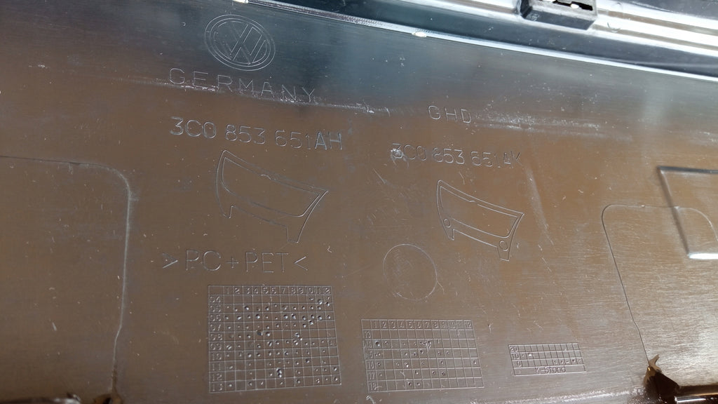 VOLKSWAGEN PASSAT B6 05- ATRAPA KRATKA GRILL 3C0853651AH