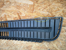 Load image into Gallery viewer, SKODA CITIGO 11- ATRAPA GRILL KRATKA DOLNA ZDERZAKA PRZEDNIEGO 1ST853677B