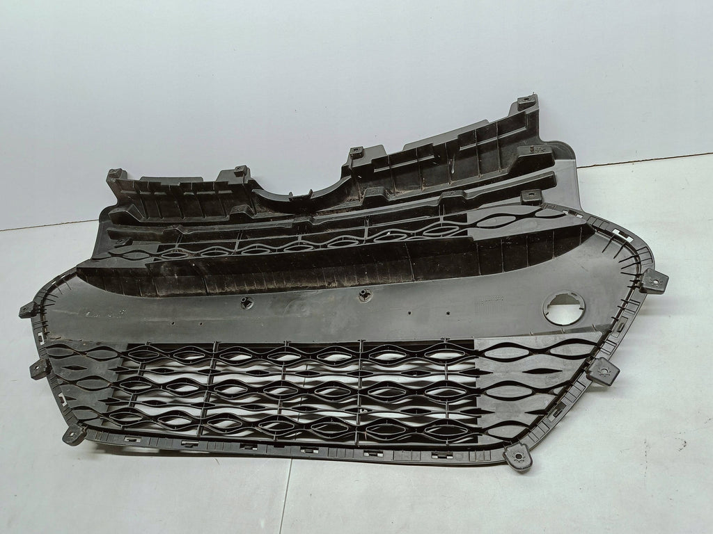 Hyundai i10 II 13- KRATKA ŚRODKOWA ATRAPA GRILL ZDERZAKA PRZÓD 86569-B9000