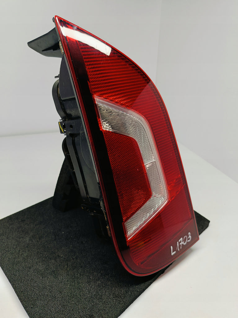 VOLKSWAGEN UP UP! 11- LAMPA LEWA TYLNA LEWY TYŁ 1S0945095G