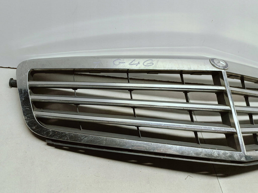 Mercedes-Benz C KLAS W204 07- ATRAPA GRILL ZDERZAKA PRZEDNIEGO A2048801283