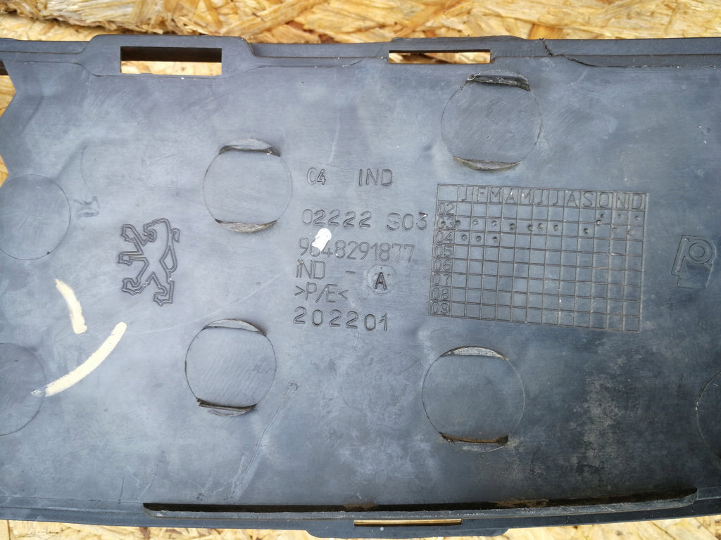 PEUGEOT 206 03- ATRAPA KRATKA GRILL ZDERZAKA PRZÓD 9648291877