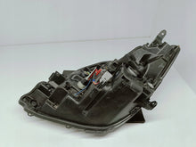 Laden Sie das Bild in den Galerie-Viewer, TOYOTA YARIS III FACELIFT 14- SCHEINWERFER RECHTS VORNE KOITO OD-160