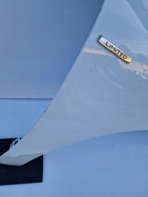 Laden Sie das Bild in den Galerie-Viewer, RENAULT MEGANE III 3 08- KOTFLÜGEL RECHTS VORNE