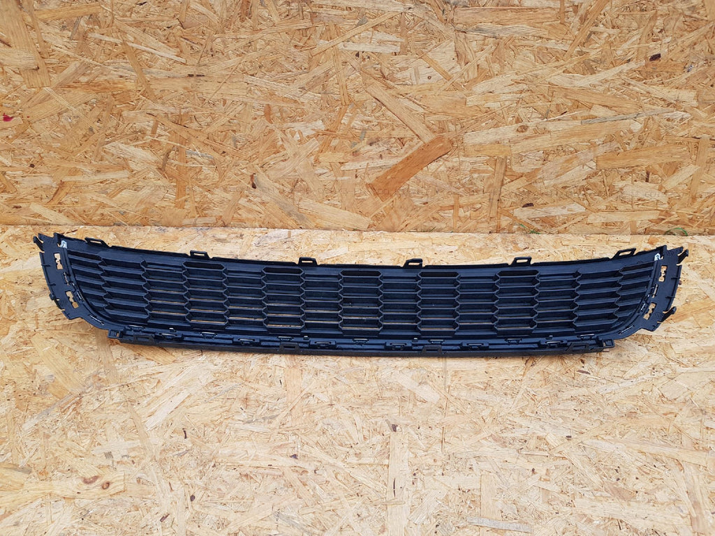 VOLKSWAGEN POLO 6R0 09- ATRAPA KRATKA GRILL ZDERZAKA PRZÓD CHROM 6R0853667B