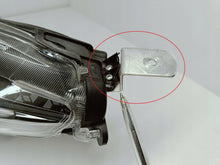 Laden Sie das Bild in den Galerie-Viewer, TOYOTA YARIS IV 4 19- SCHEINWERFER LINKS VORNE VOLL-LED KOITO K0-8 EU