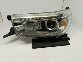TOYOTA HILUX VIII 8 15-LAMPA REFLEKTOR LEWY PRZÓD SOCZEWKA LED KOITO 0K-56