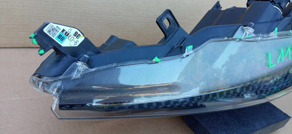 TOYOTA YARIS IV 4 19- LAMPA REFLEKTOR LEWY PRZÓD SOCZEWKA KOITO K0-6 EU