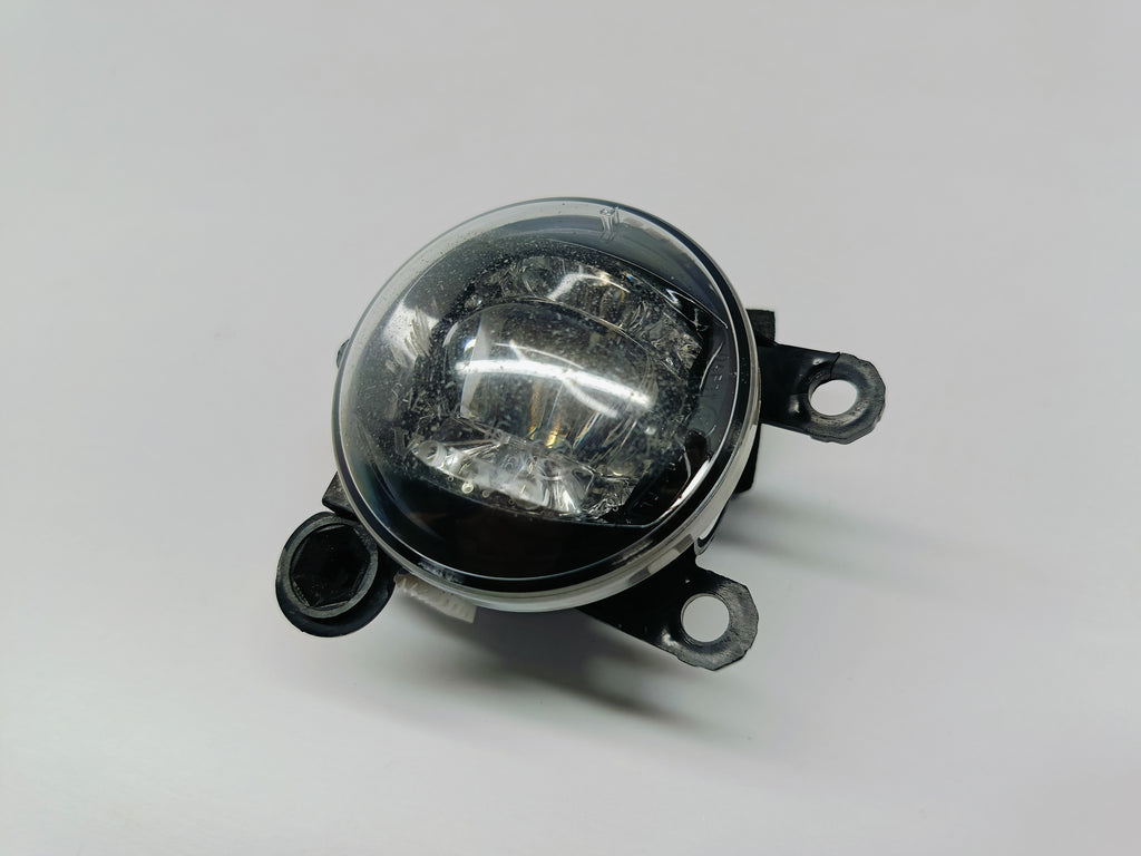 VOLVO V60 II S60 III 18- HALOGEN PRAWY LAMPA PRAWA ŚWIATŁO LED 31677940