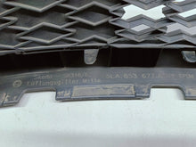 Laden Sie das Bild in den Galerie-Viewer, Skoda Enyaq iV 20- GRILL GITTER STOSSSTANGE VORNE 5LA853677