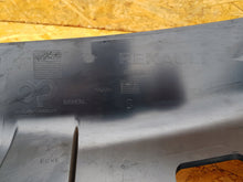 Load image into Gallery viewer, RENAULT MASTER IV 4 19- ATRAPA GRILL ZDERZAKA PRZEDNIEGO 623109048R