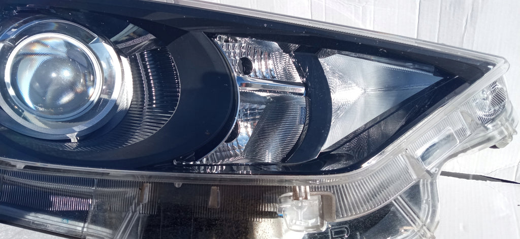 TOYOTA YARIS IV 4 19- LAMPA REFLEKTOR PRAWY PRZÓD SOCZEWKA KOITO K0-6 EU