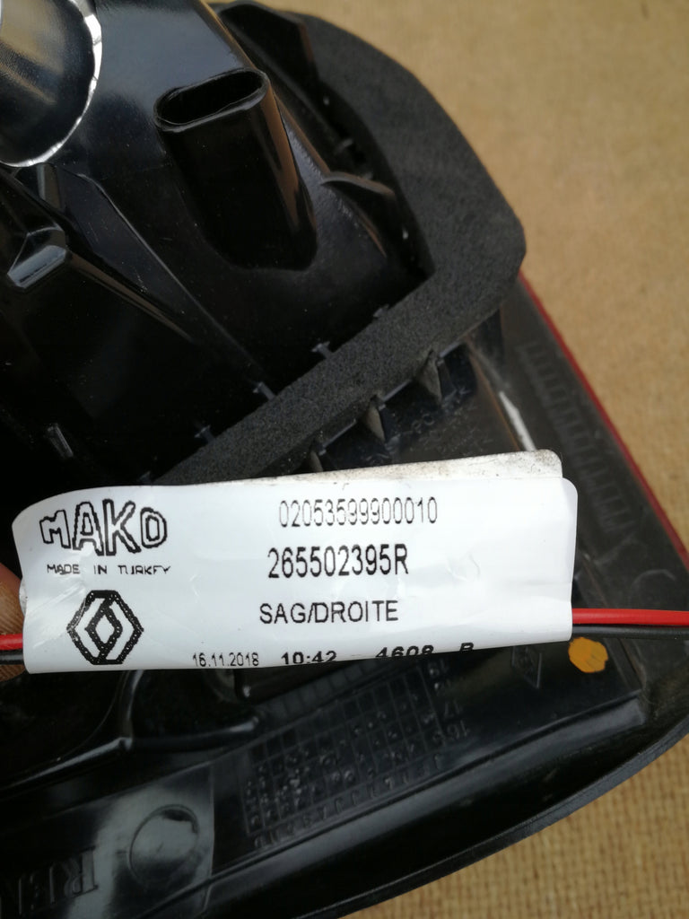 RENAULT CLIO IV KOMBI 12- LAMPA KLAPY PRAWA TYLNA PRAWY TYŁ 265502395R