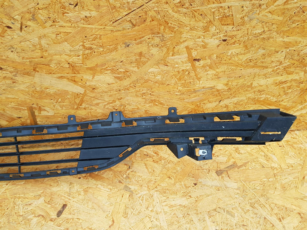 OPEL MOKKA X 16- MITTLERES GITTER KÜHLERGRILL STOSSFÄNGER VORNE 475498858