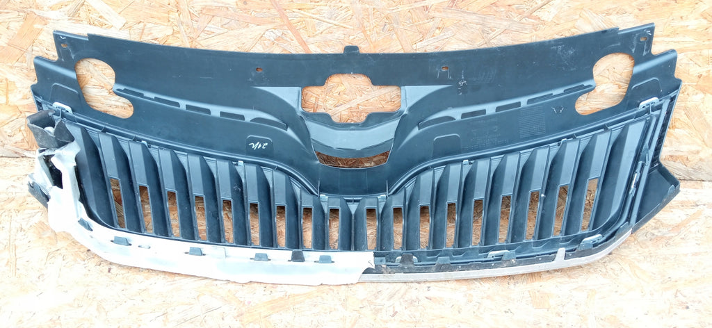 SKODA RAPID 12- KÜHLERGRILL GITTER STOßSTANGENGRILL VORNE CHROM 5JA853668