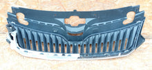 Laden Sie das Bild in den Galerie-Viewer, SKODA RAPID 12- KÜHLERGRILL GITTER STOßSTANGENGRILL VORNE CHROM 5JA853668