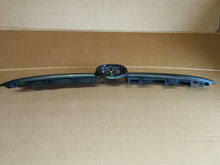 Load image into Gallery viewer, VOLKSWAGEN POLO VI 2GS ATRAPA GRILL