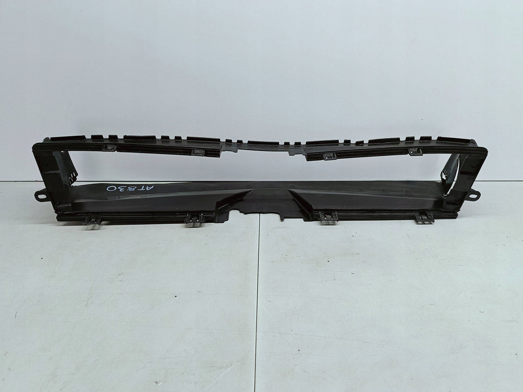 Ford Kuga MK3 III ESCAPE 19- KIEROWNICA DOLNA WLOT POWIETRZA LJ6B-8314-B