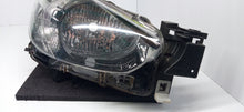 Load image into Gallery viewer, MAZDA 2 II DJ 14- LAMPA PRAWA PRZÓD PRZEDNIA PRAWA ZWYKŁA DB5J-51030