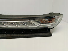 Laden Sie das Bild in den Galerie-Viewer, HYUNDAI KONA I 17- OBERE LAMPE TAGFAHRLICHT LINKS VORNE 92207-J9000
