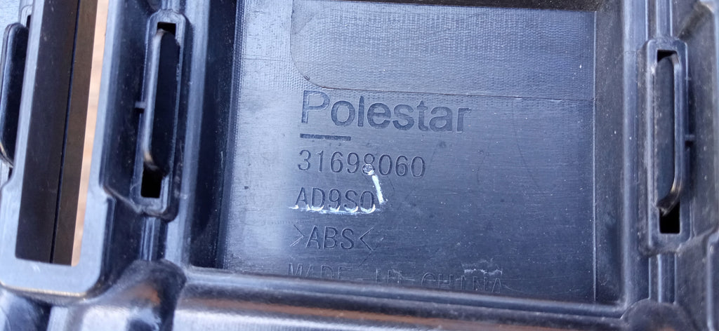 POLESTAR II 2 20- GRILL GITTER STOßSTANGE VORNE KAMERA RADAR 31698060