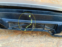 Laden Sie das Bild in den Galerie-Viewer, HYUNDAI IONIQ 5 AB 21- WINDSCHUTZSCHEIBENBLENDE JALOUSIE LINKS 86980-G1000