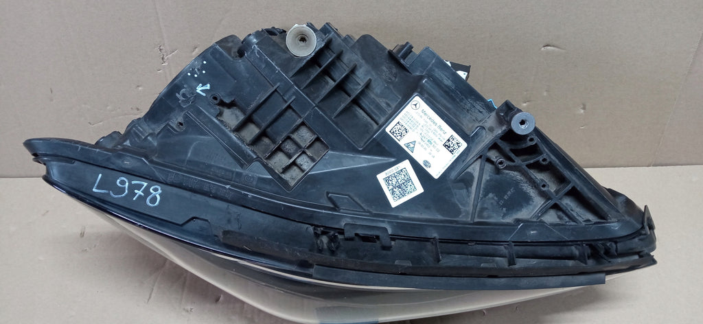 MERCEDES BENZ B-KLASA W247 MULTIBEAM LED LAMPA PRAWA PRZÓD A2479065003