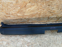 Laden Sie das Bild in den Galerie-Viewer, RENAULT MASTER III MOVANO B 10- HINTERE STOSSSTANGE MITTELTEIL 850220011R