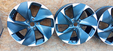 Laden Sie das Bild in den Galerie-Viewer, FELGEN 19 ZOLL SEAT CUPRA BORN 21- 7.5JX19 ET50 10E601025J