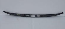 Laden Sie das Bild in den Galerie-Viewer, VOLKSWAGEN ID.4 ID4 19- UNTERE HECKKLAPPENLEISTE HINTEN 11A827335B