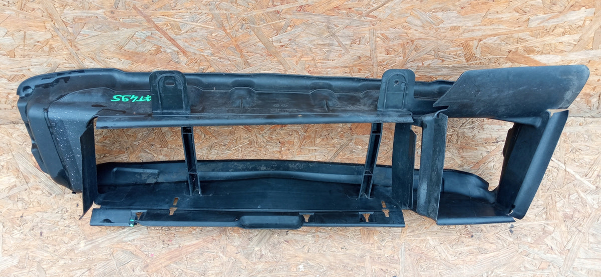 Ford Focus MK3 Lift 14- Kierownica Powietrza Wlot Panel F1EB-8314-Ab — zdjęcie 9 z 11