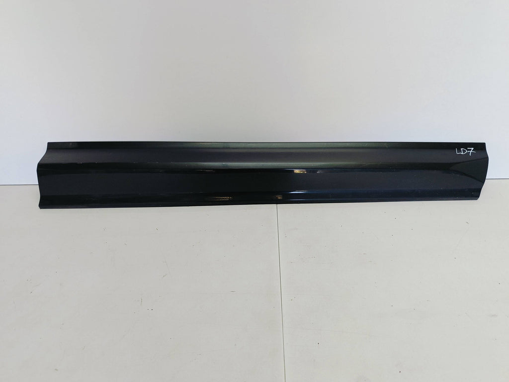 Volvo XC60 II 17- TÜRLEISTE VORNE RECHTS 31440294