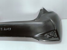 Laden Sie das Bild in den Galerie-Viewer, Toyota Yaris III FACELIFT 17- HECKSTOSSFÄNGER HINTEN OHNE PDC 52159-0D480