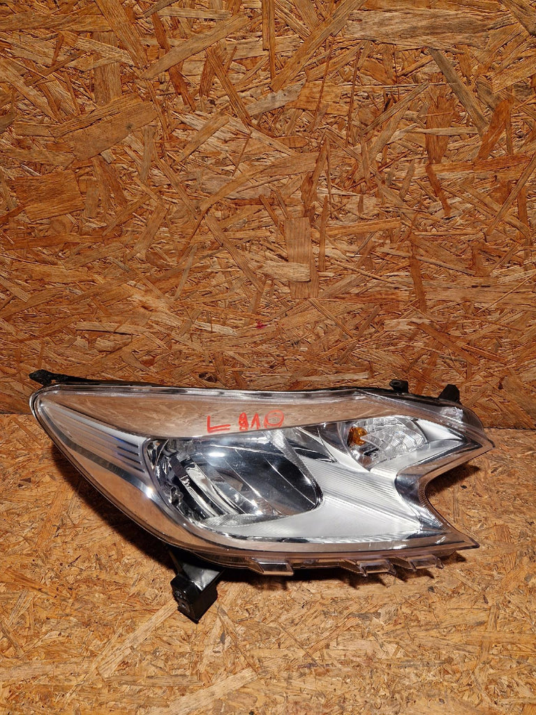 NISSAN NOTE II 2 E12 13- RIGHT FRONT HEADLIGHT 89907546