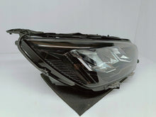 Załaduj zdjęcie do przeglądarki galerii, Peugeot 208 II 19- LAMPA PRAWA PRZÓD PRZEDNIA FULL LED EU 9833036180