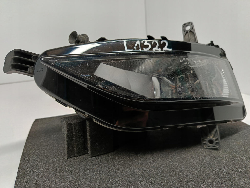 VW GOLF VII LIFT 17- HALOGEN PRZECIWMGIELNY ŚWIATŁO LEWY PRZÓD 5G0941661F