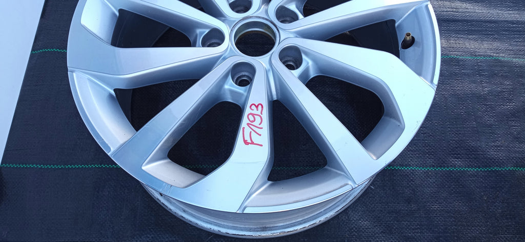 FELGA ALUMINIOWA VW T-ROC TROC 2GA 7.0"x17" 5X112 ET 45 2GA601025AC