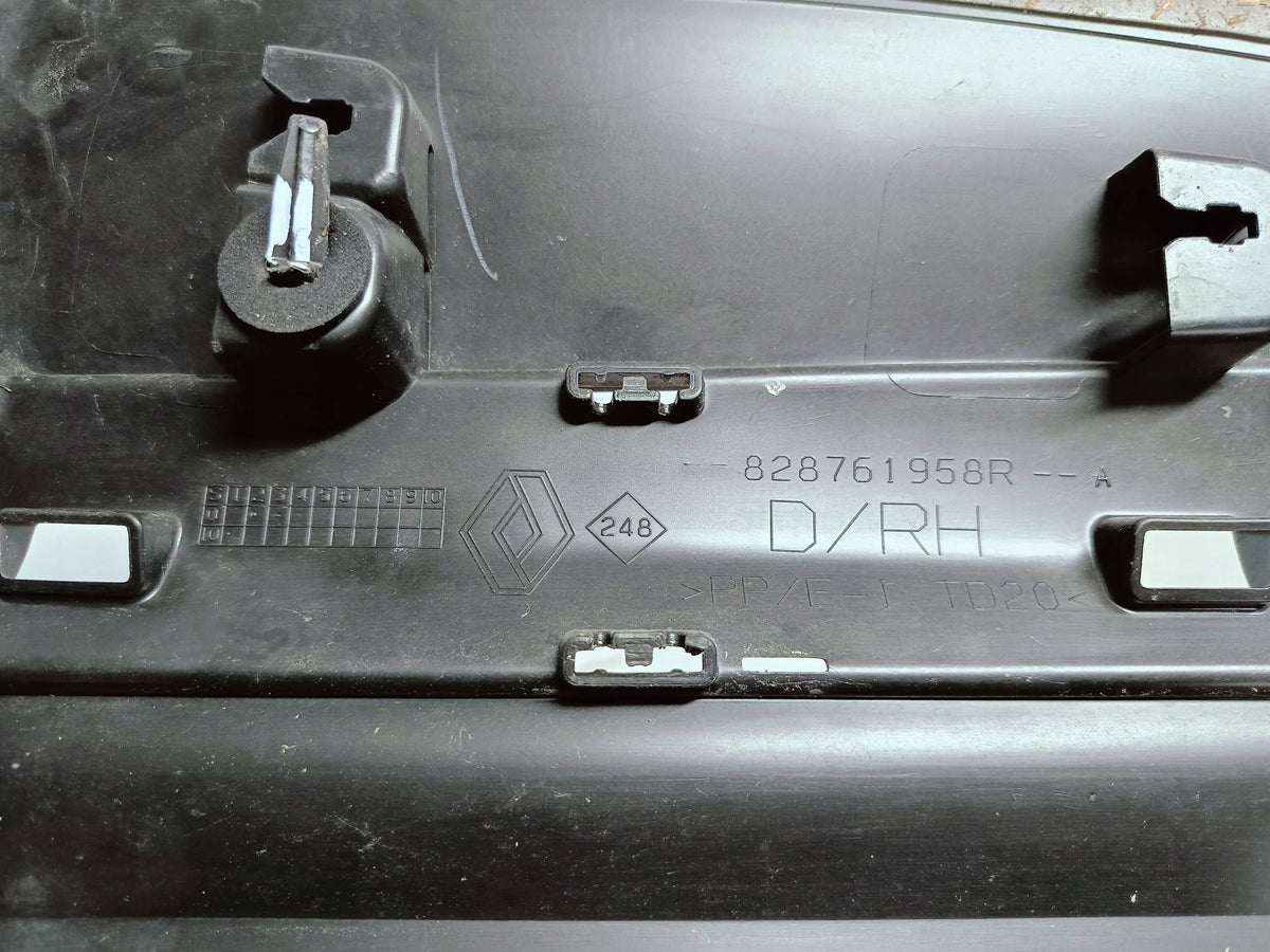 Renault Kadjar 15- Leiste Abdeckung Hinten Rechts Tür Hintere 828761958R — Foto 11 von 12