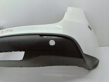 Laden Sie das Bild in den Galerie-Viewer, Tesla Model Y MJ 20- HECKSTOßSTANGE HINTEN OHNE PDC WEISS DIFFUSOR 1540121-01-E