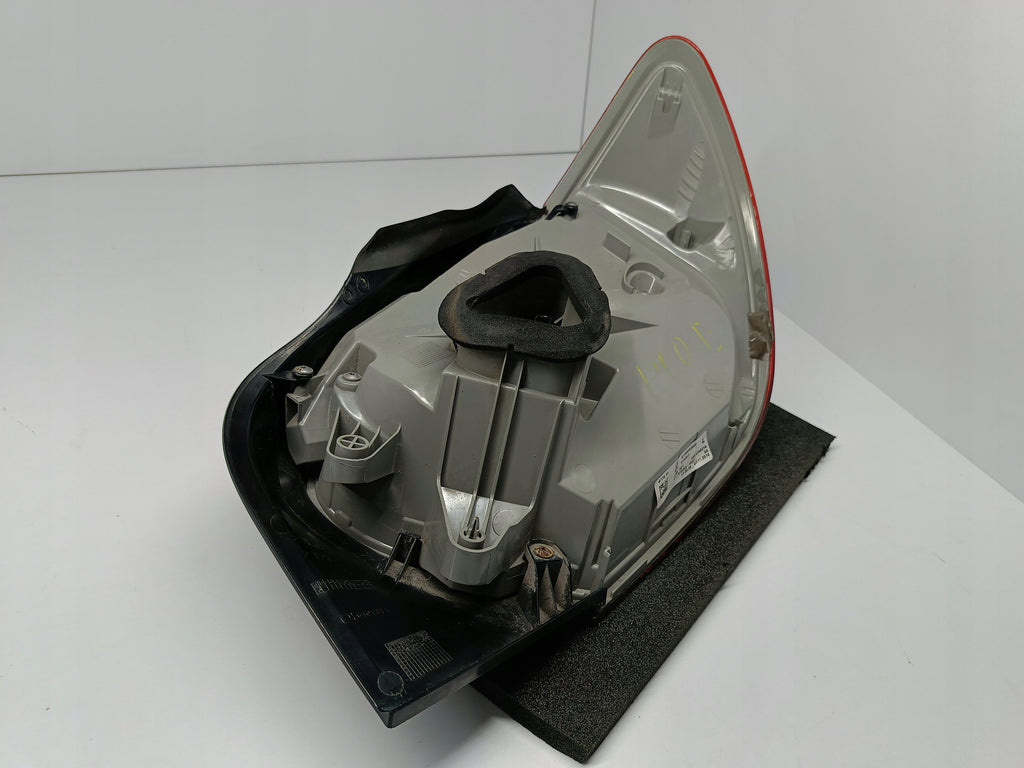 MERCEDES A-KLASA W176 A176 12- LAMPA LEWY TYŁ LEWA TYLNA LED A1769063300