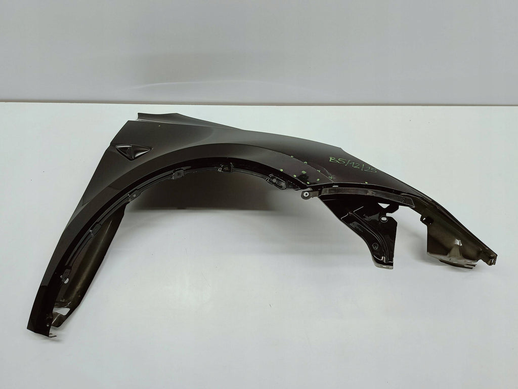 Tesla Model Y MY 20- BŁOTNIK PRAWY PRZÓD PRZEDNI 1493472-00-C