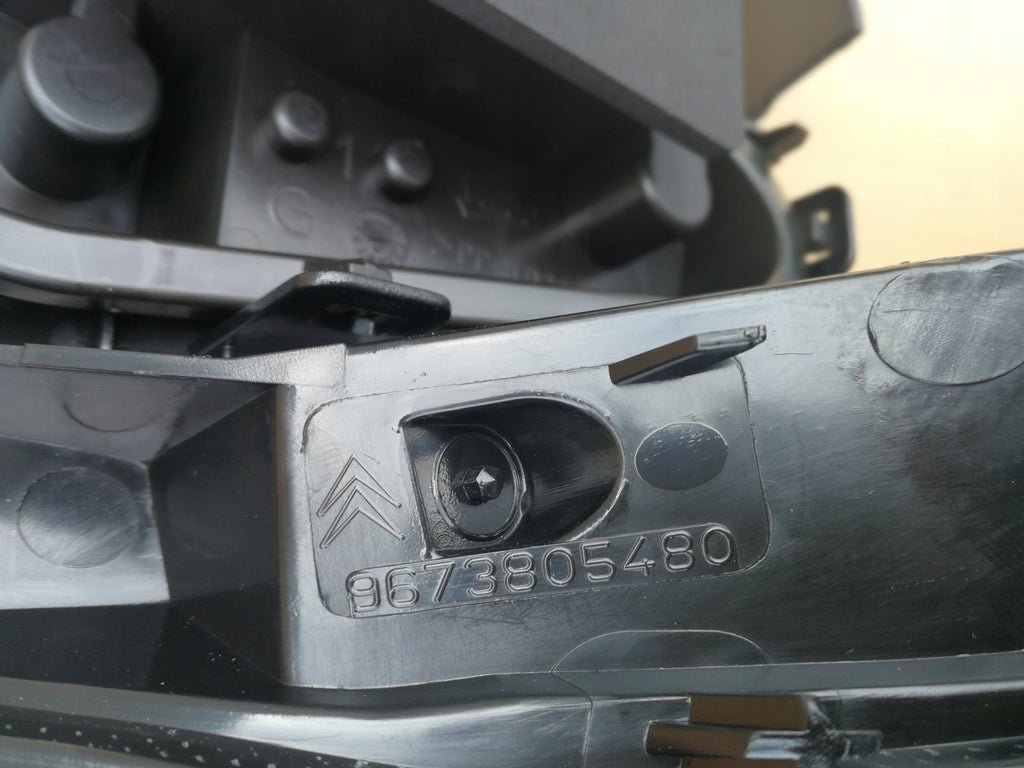 CITROEN C3 II 09- LAMPA LEWY TYŁ LEWA TYLNA 9673805480
